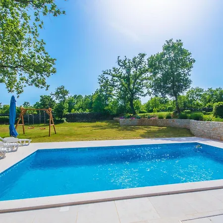 House, A Warm And Beautiful Pet Friendly * Gradisce (Istria)